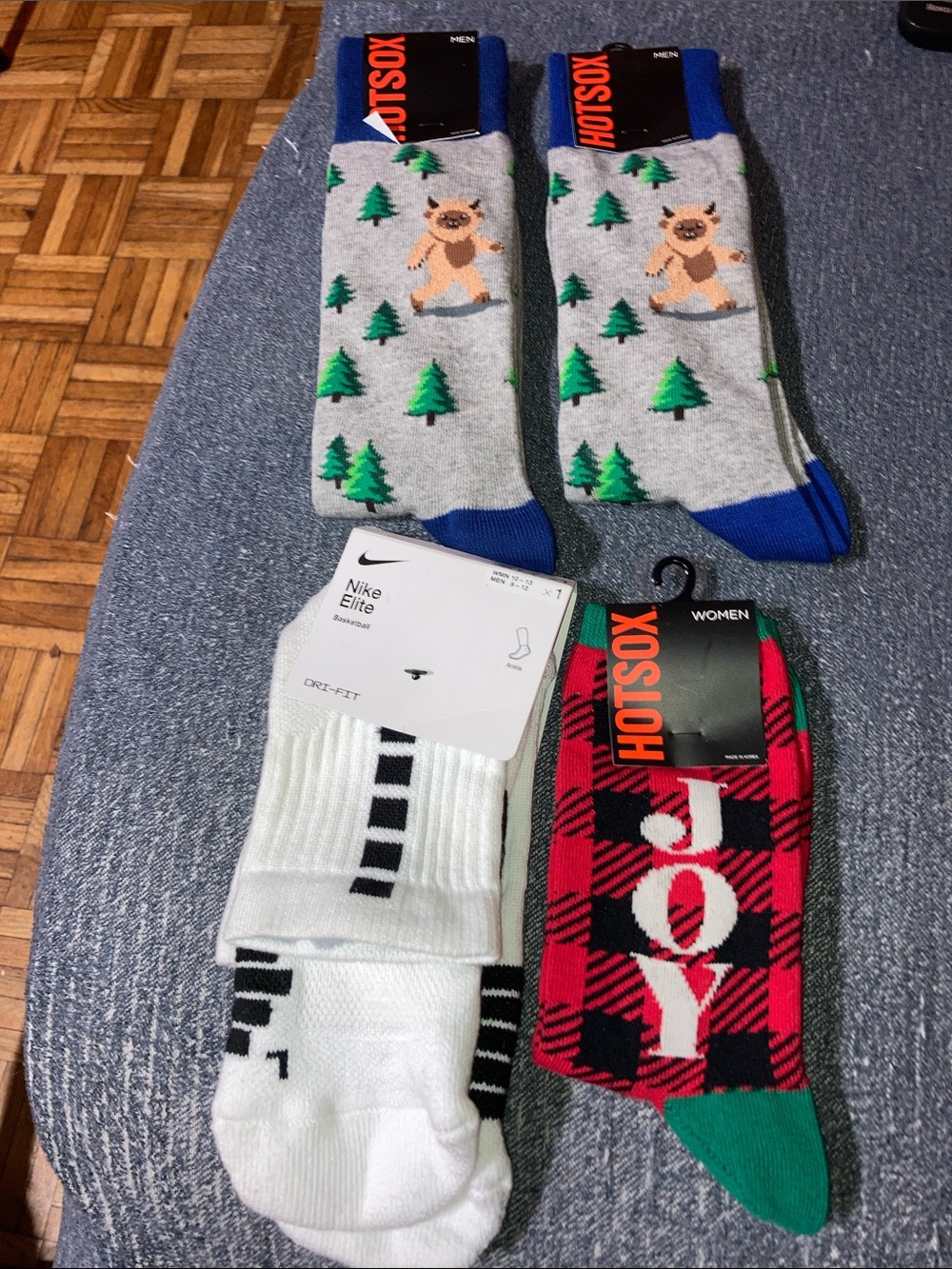 Nike, Hot Sox Gray & Blue Yeti Tree Crew Socks - Hot Sox
